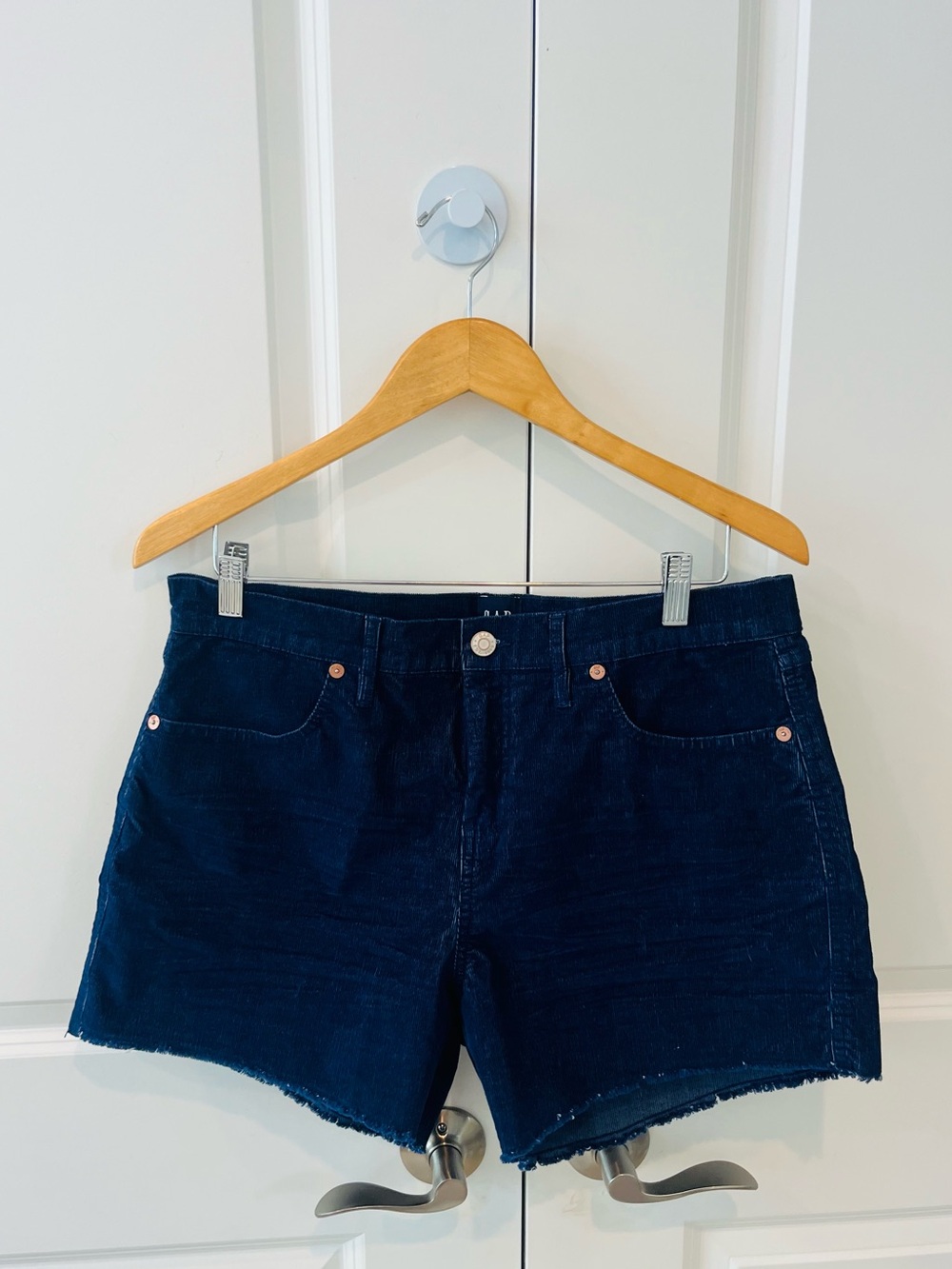 GAP women’s size 12 Dark Blue Corduroy Shorts with raw hem